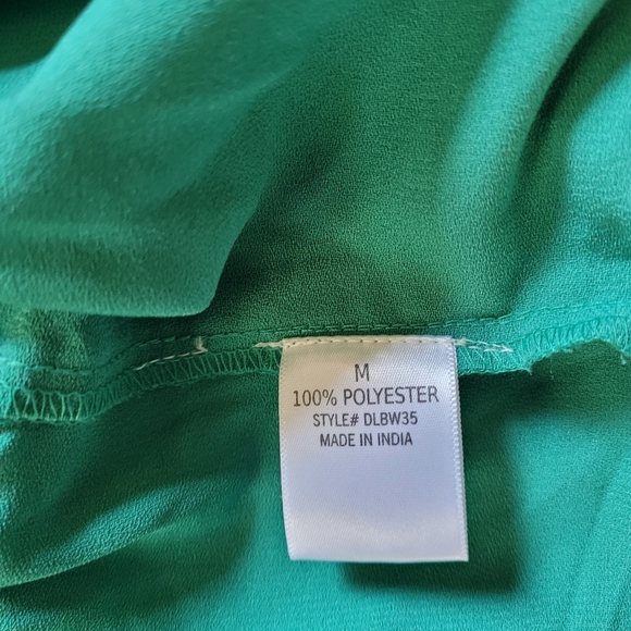 Francesca's Miami Green Peplum Wrap Across Bell Sleeve Blouse Size Women Medium - Picture 9 of 9